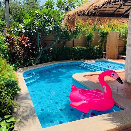 Btc Boutique Resort Private Pool Villas Hua Hin บ้านทะเลจีน บูติค รีสอร์ท หัวหิน Exteriör bild