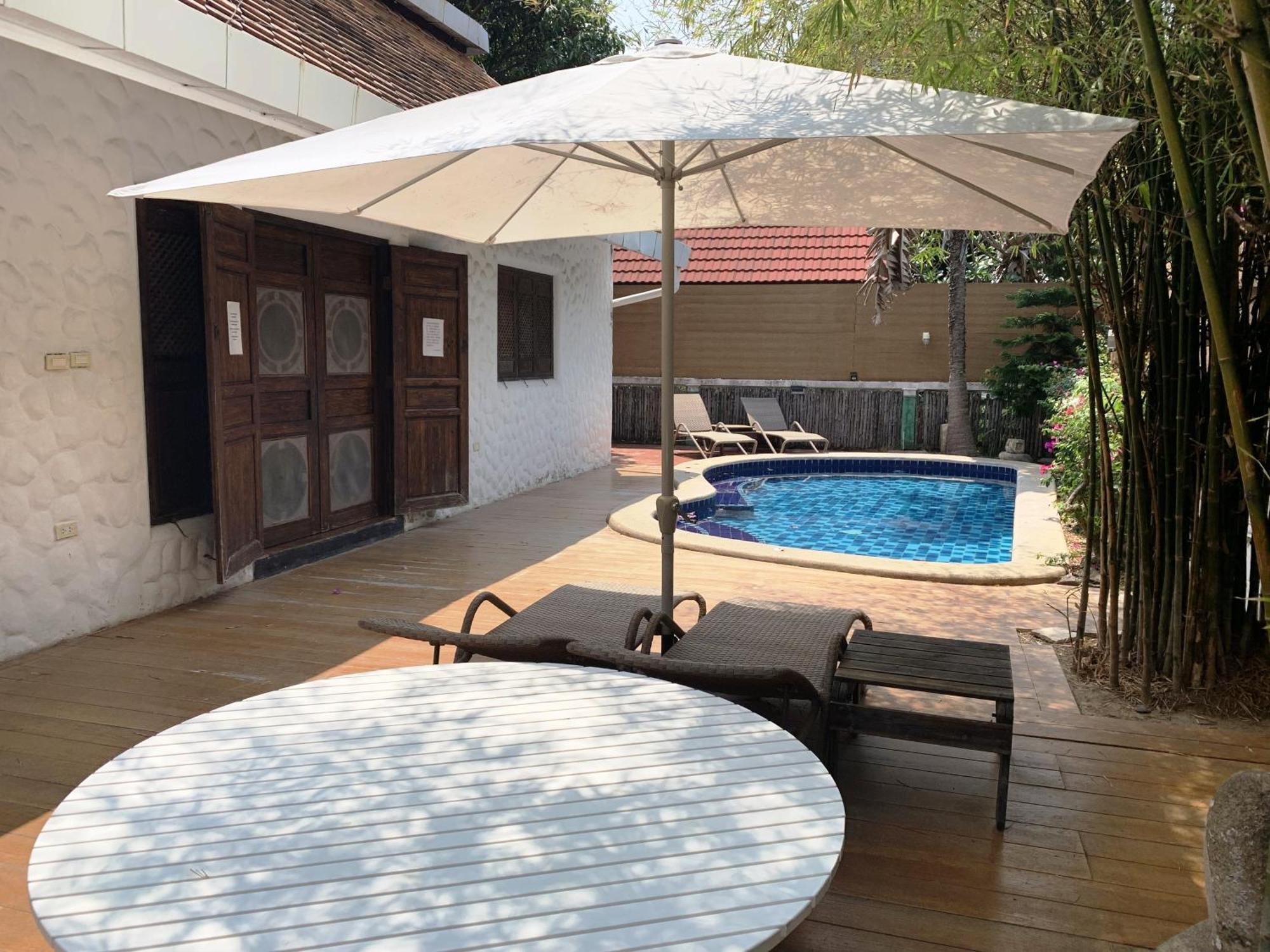 Btc Boutique Resort Private Pool Villas Hua Hin บ้านทะเลจีน บูติค รีสอร์ท หัวหิน Exteriör bild