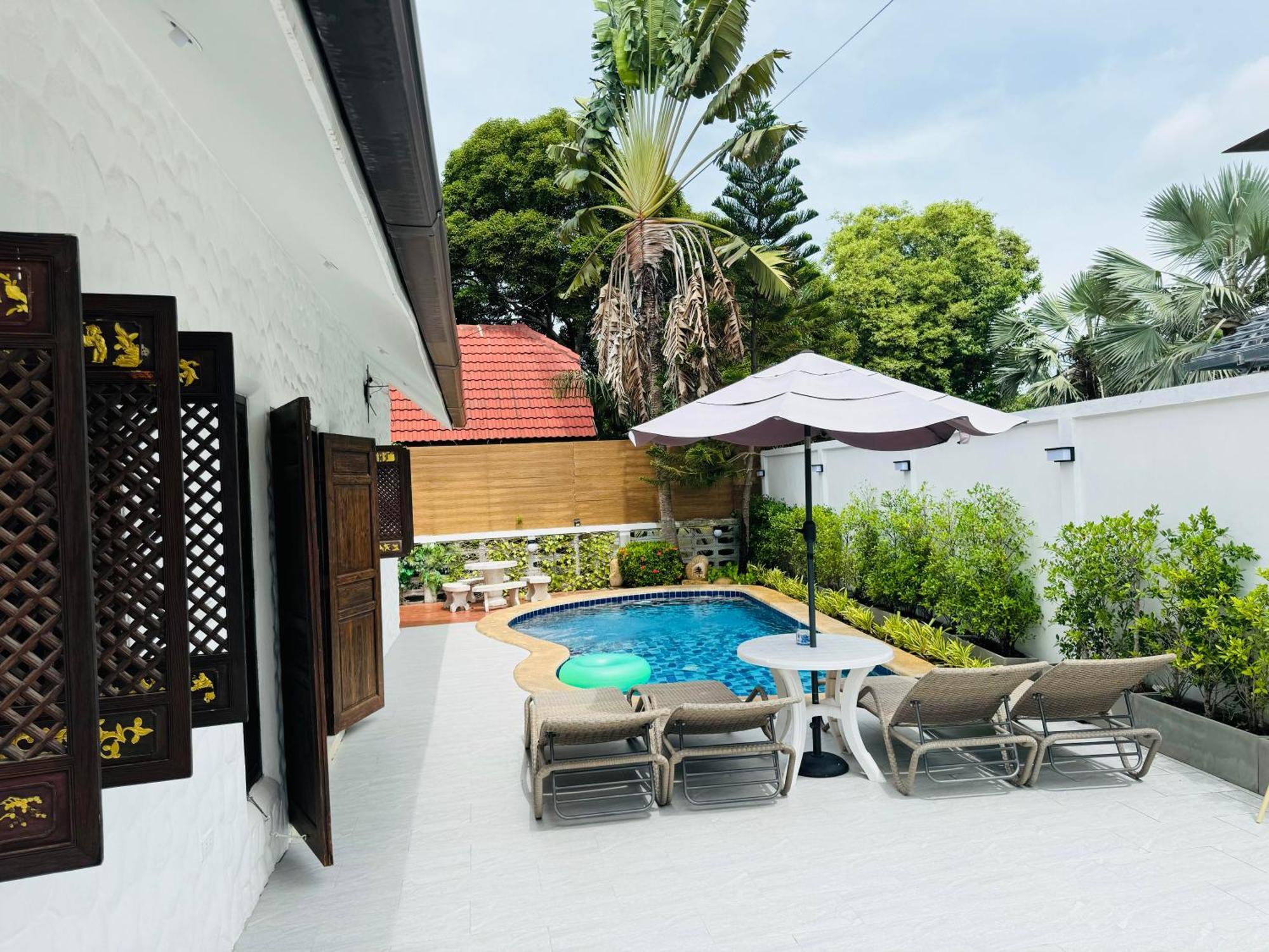 Btc Boutique Resort Private Pool Villas Hua Hin บ้านทะเลจีน บูติค รีสอร์ท หัวหิน Exteriör bild